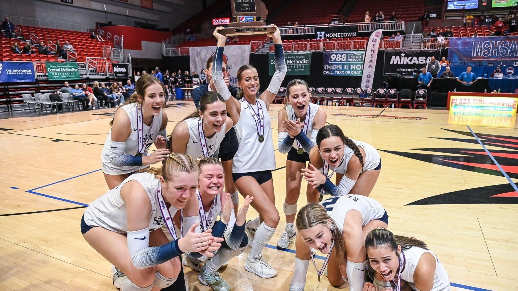 St. Pius X rallies to beat Jefferson City for Class 4 championship